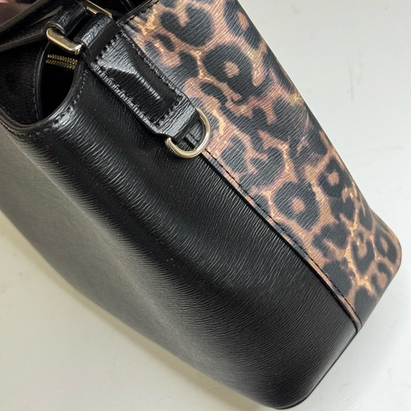 NWT DKNY leopard print bucket bag - Picture 9 of 11